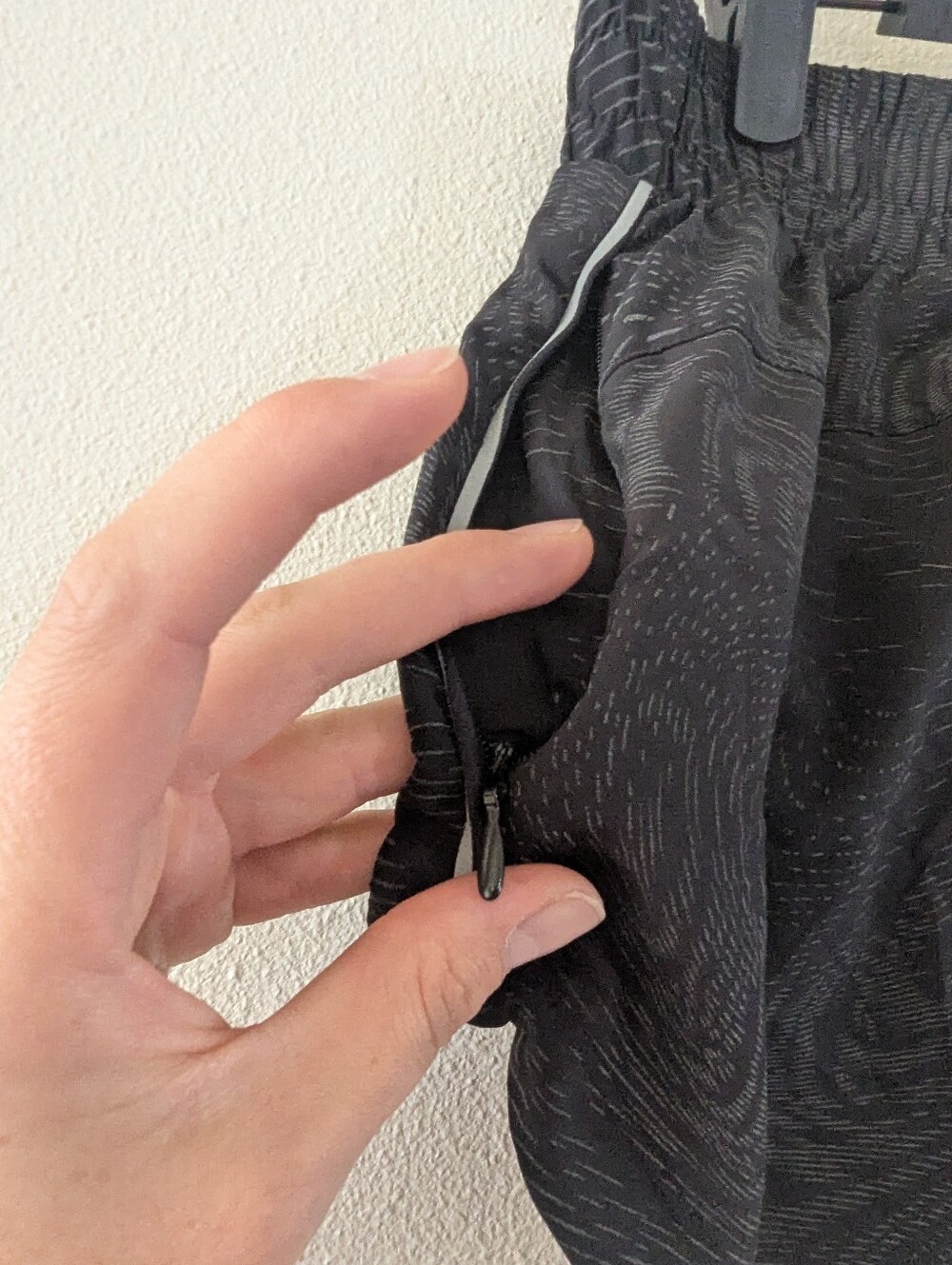 Fabletics Reflective Pattern Shorts - Picture 5 of 7